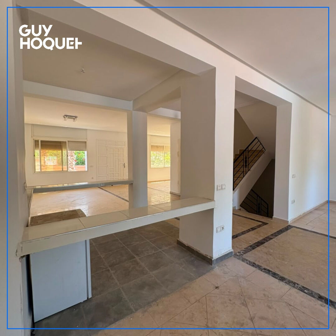 Villa de 236M2 remit à neuf