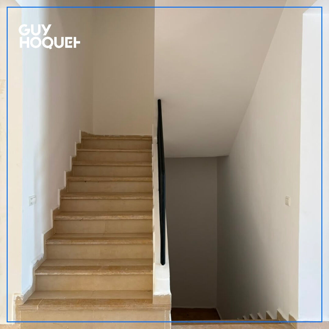Villa de 236M2 remit à neuf
