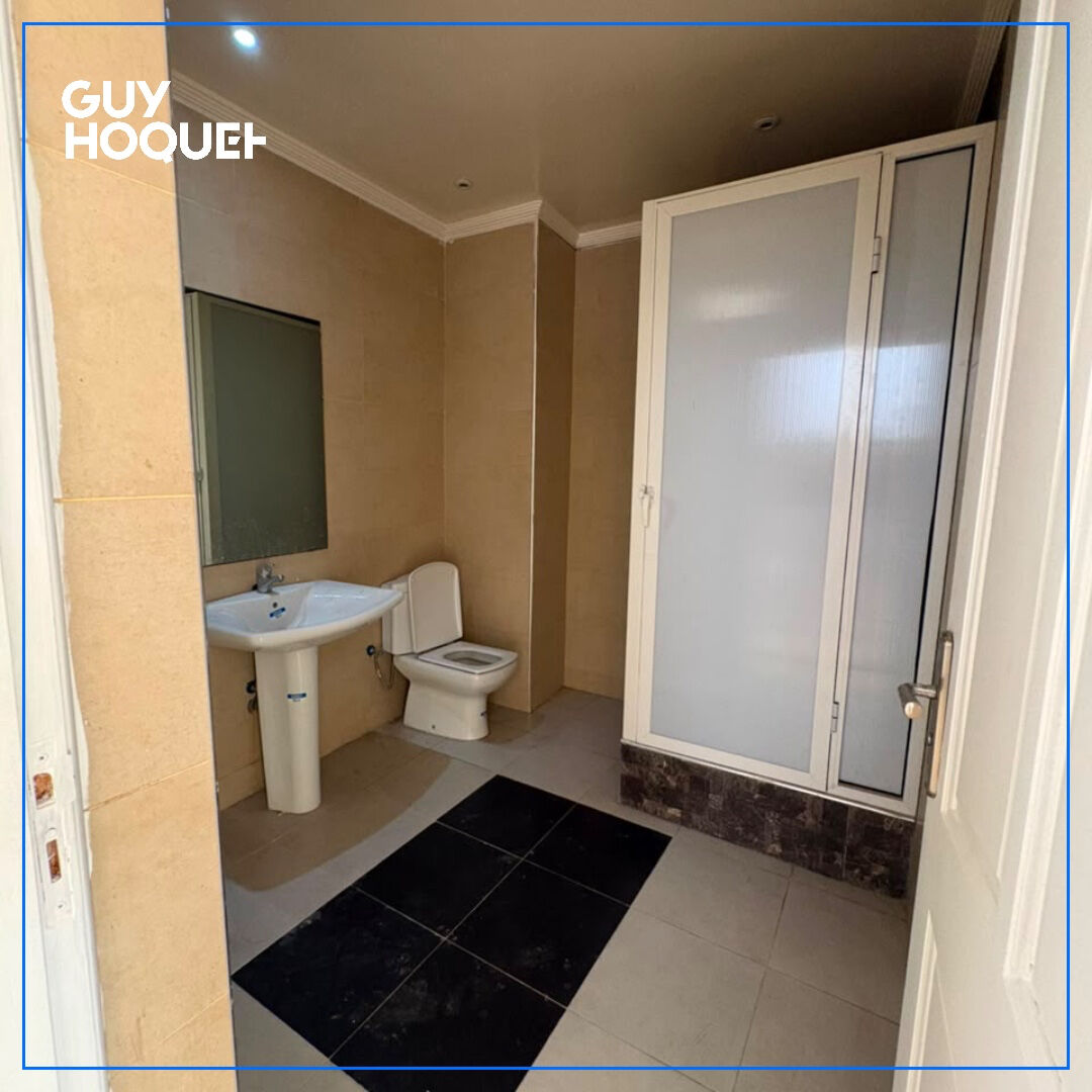 Villa de 236M2 remit à neuf
