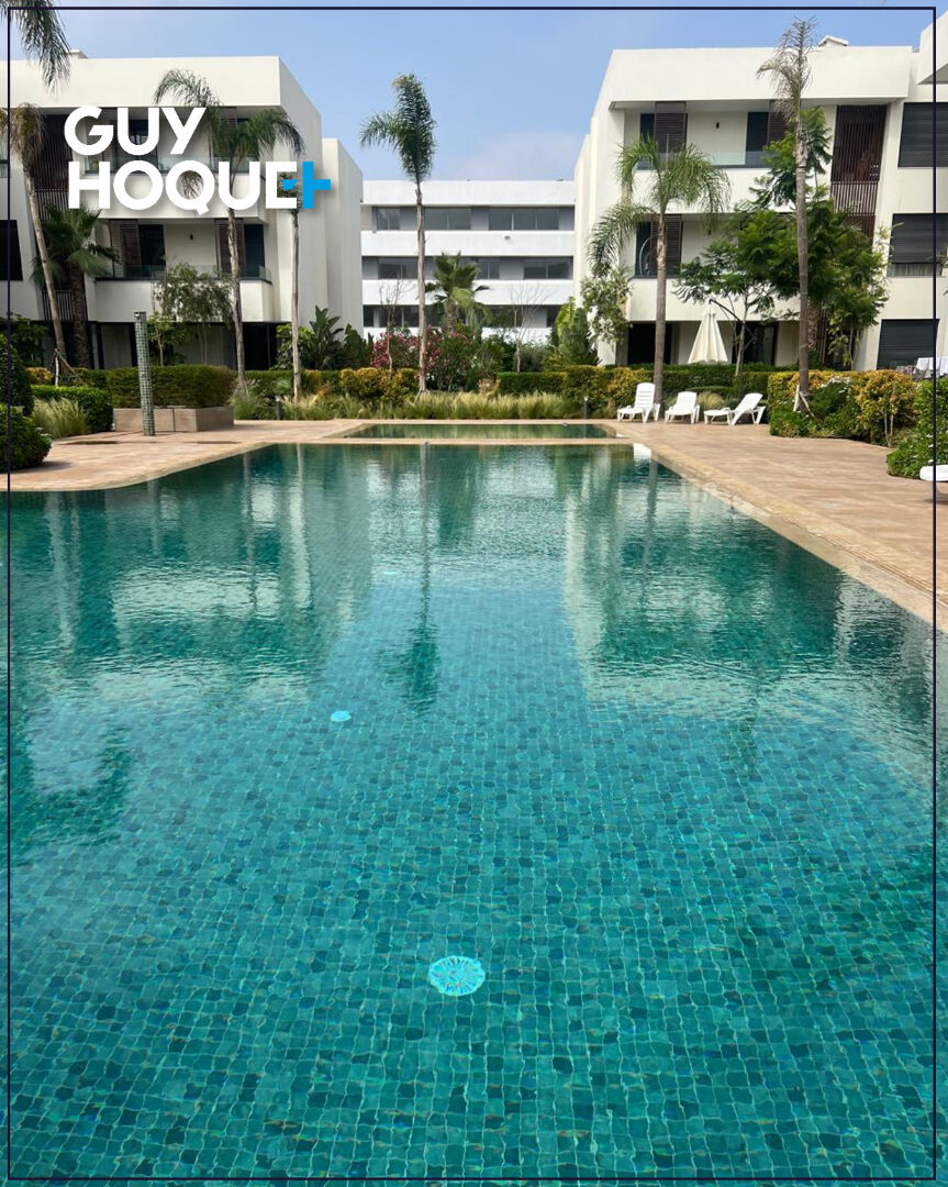 Appartement vide 3 chambres avec jardin Ain Diab