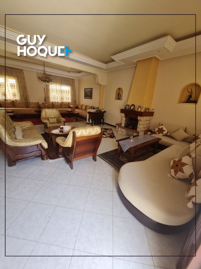 Villa à fort potentiel de rénovation ? Quartier Nawrass 229m2