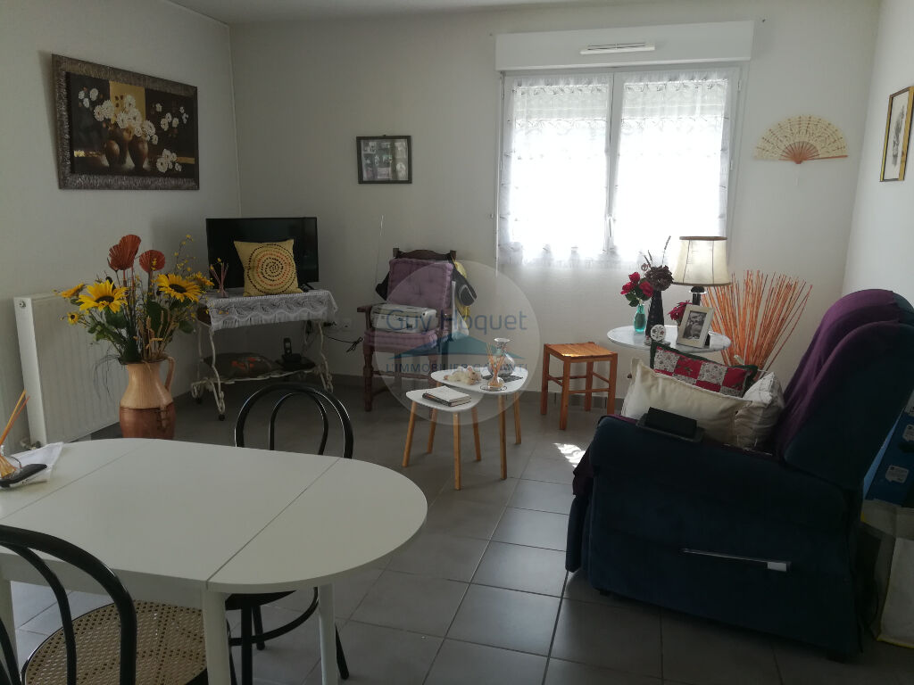 LANTON : appartement T3 (64 m²)