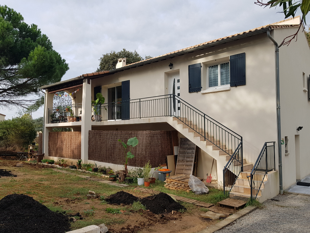 Appartement  4 pièce(s)