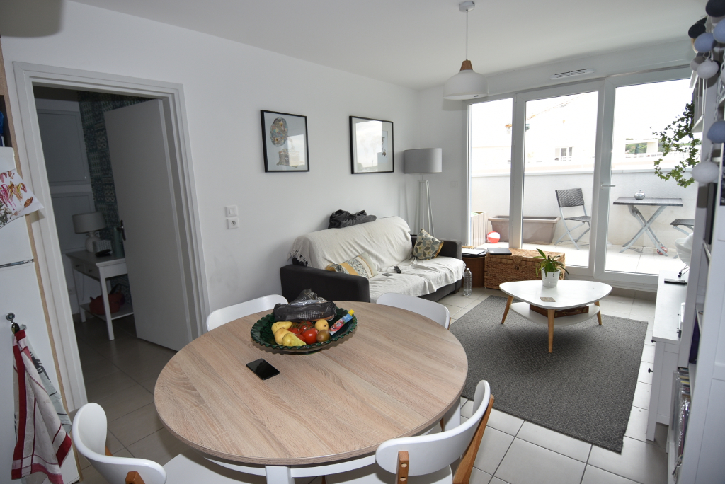 Appartement Castelnau Le Lez 3 pièce(s) 58 m2 avec double terrasse et double place privative