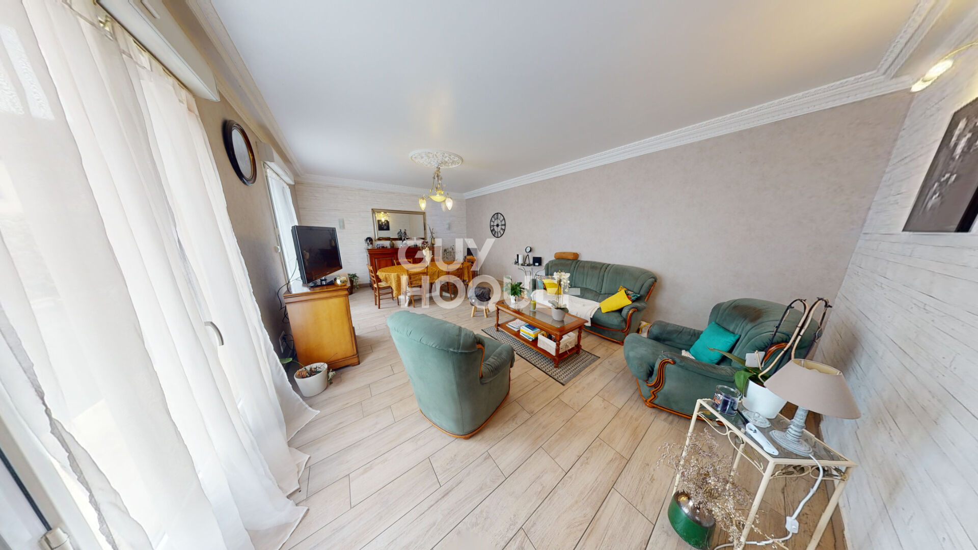 Maison avec jardin à vendre centre de Saint Méen le grand