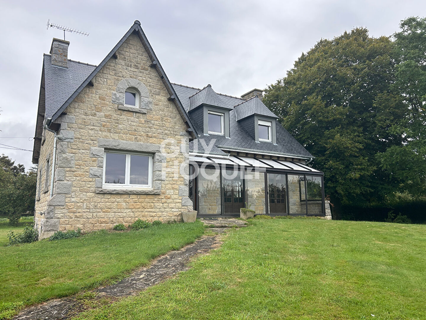 Maison Sevignac 5 pièces 200 m²