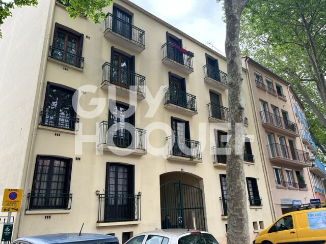 LOCATION d'un appartement F2 (40 m²) à CERET