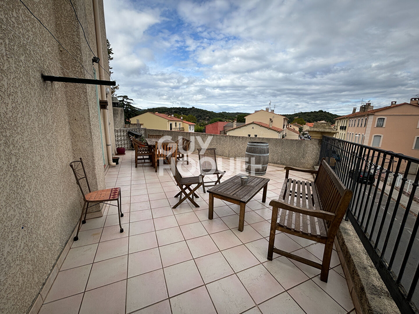 LOCATION : appartement de 3 pièces (49 m²) à CERET