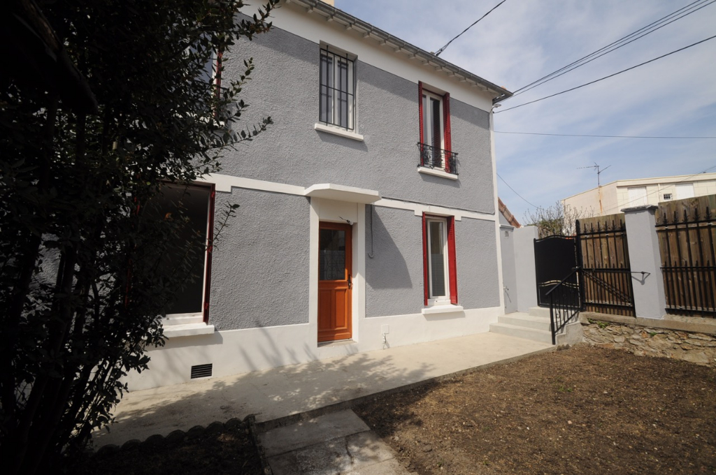 Maison type F3 entiérement rénovée à Montreuil