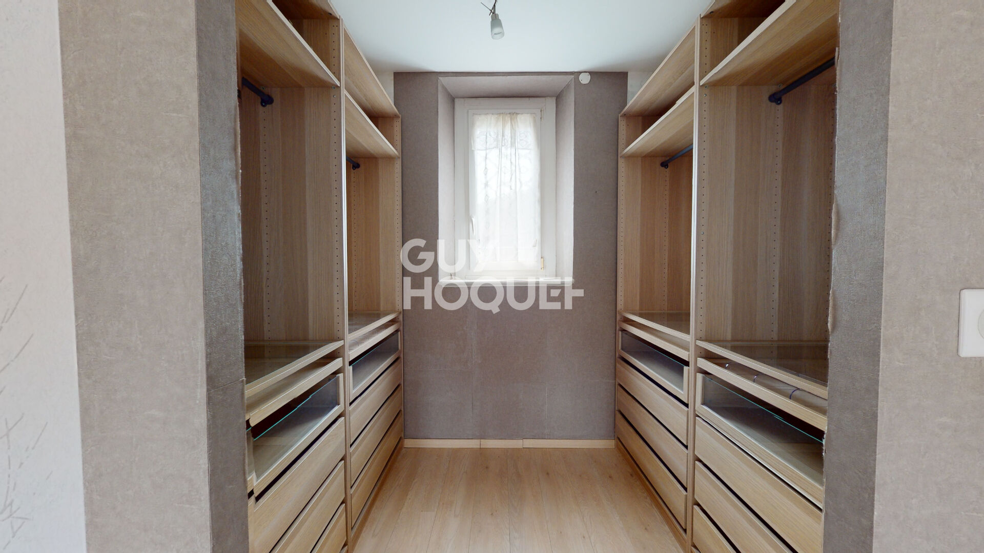 Coup de coeur pour cet appartement F5 situé au centre de THANN