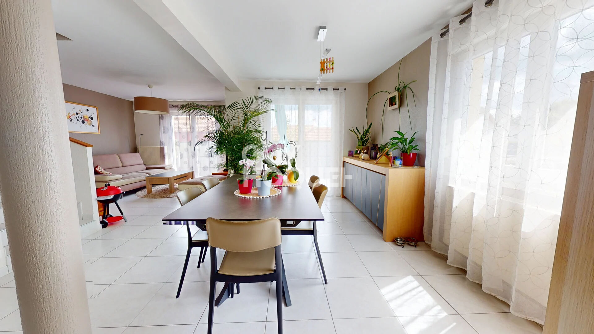 Maison à vendre à CERNAY - 5 pièces, 3 chambres, terrasse et jardin