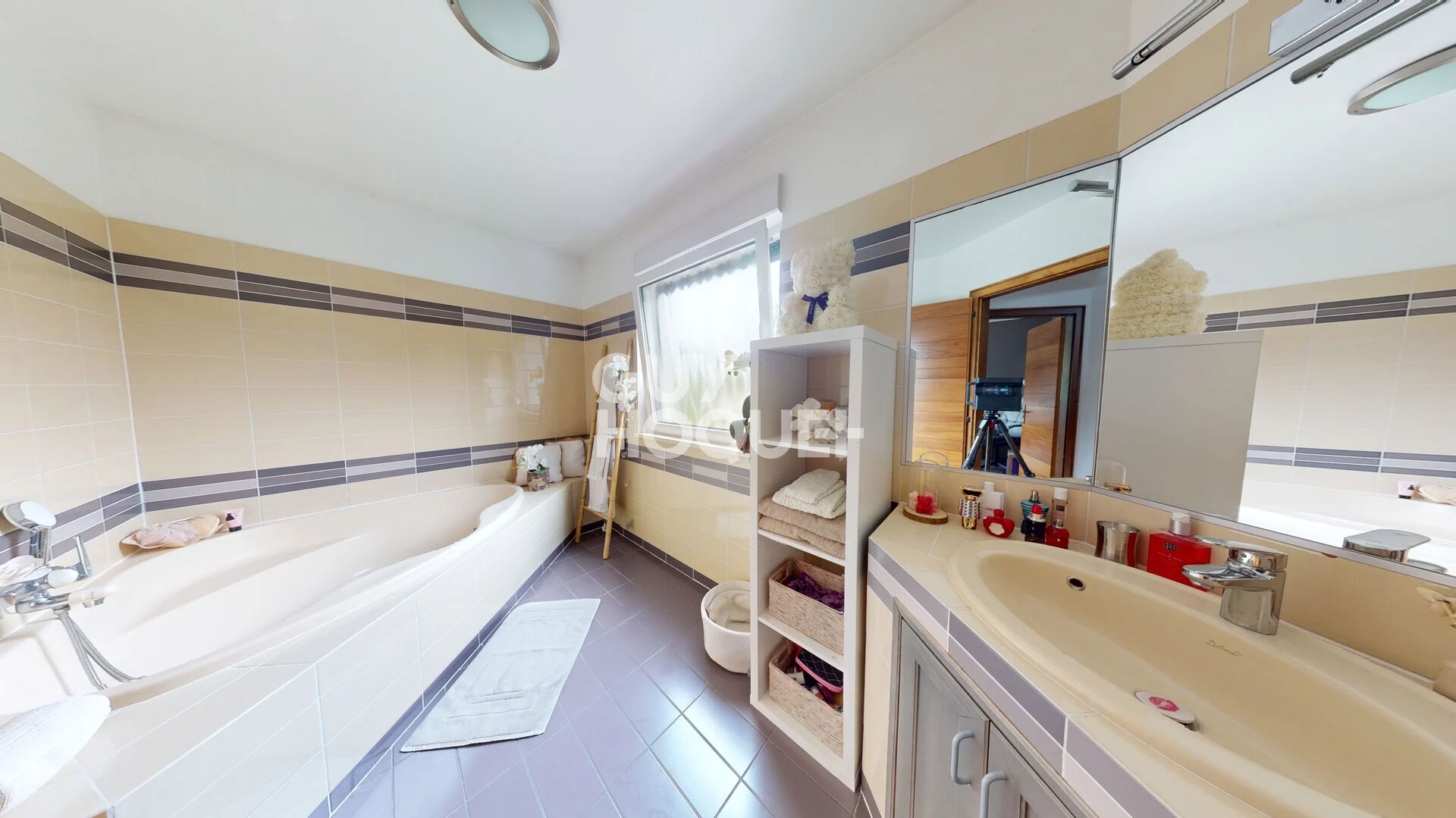 Villa d'architecte à Thann 8 pièces 216 m2 sur 8a07