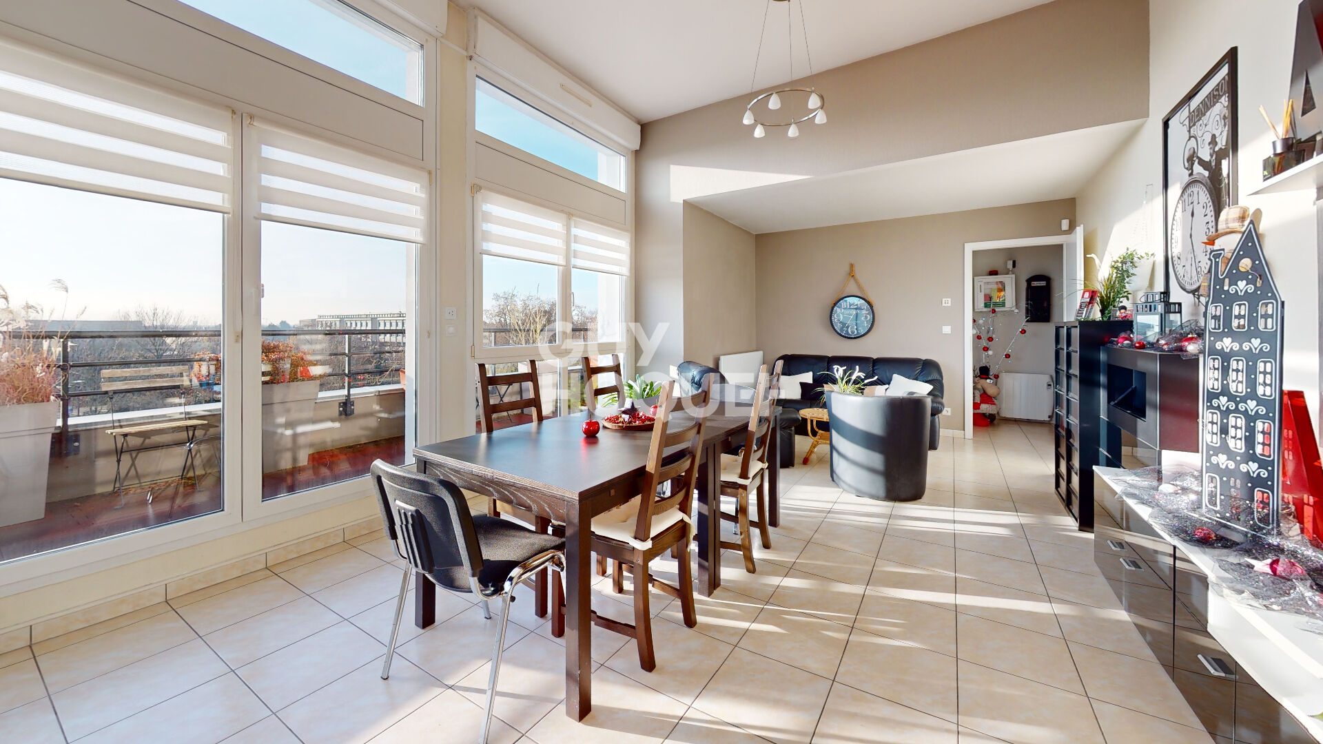 Attique 4 pièces de 89 m² à Cernay (68700).