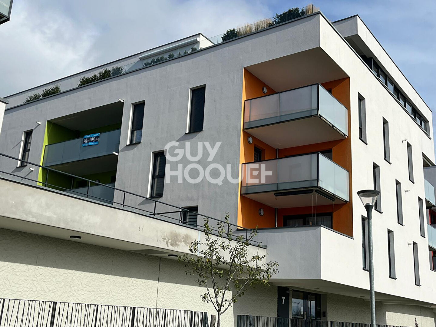 LOCATION : appartement meublé 2 pièces (37 m²) à CERNAY