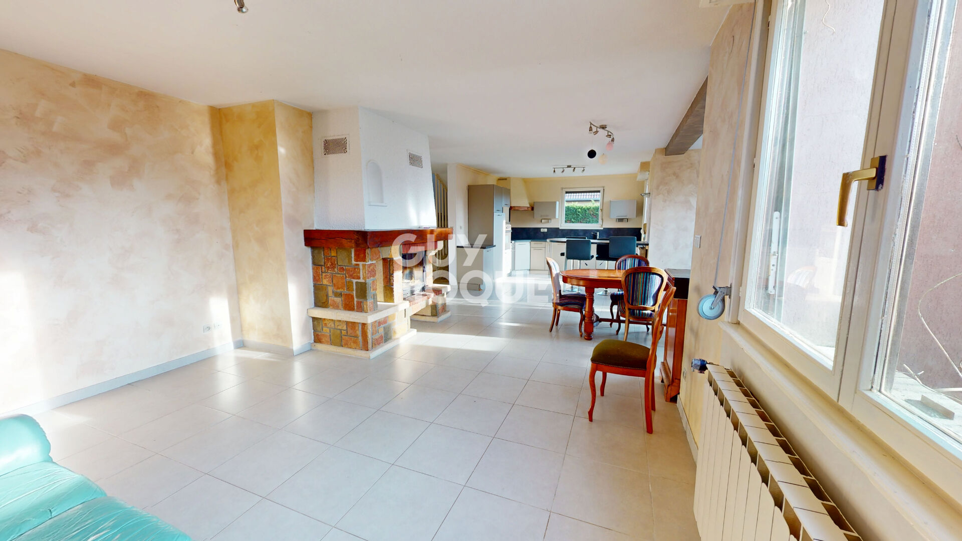 Maison familiale de 7 pièces avec piscine à vendre à Cernay