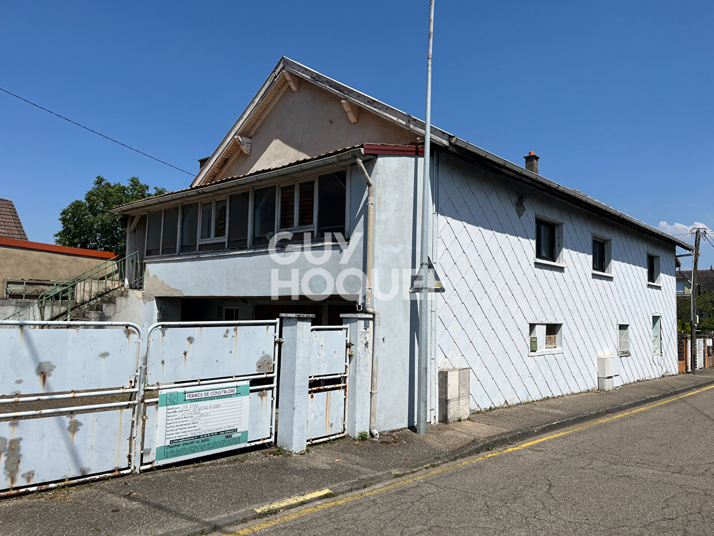 Immeuble 7 pièce(s) 150 m2 à CERNAY (68700)