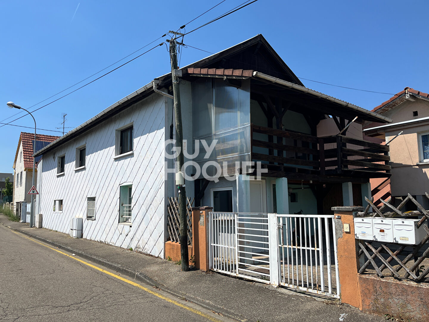 Immeuble 7 pièce(s) 150 m2 à CERNAY (68700)