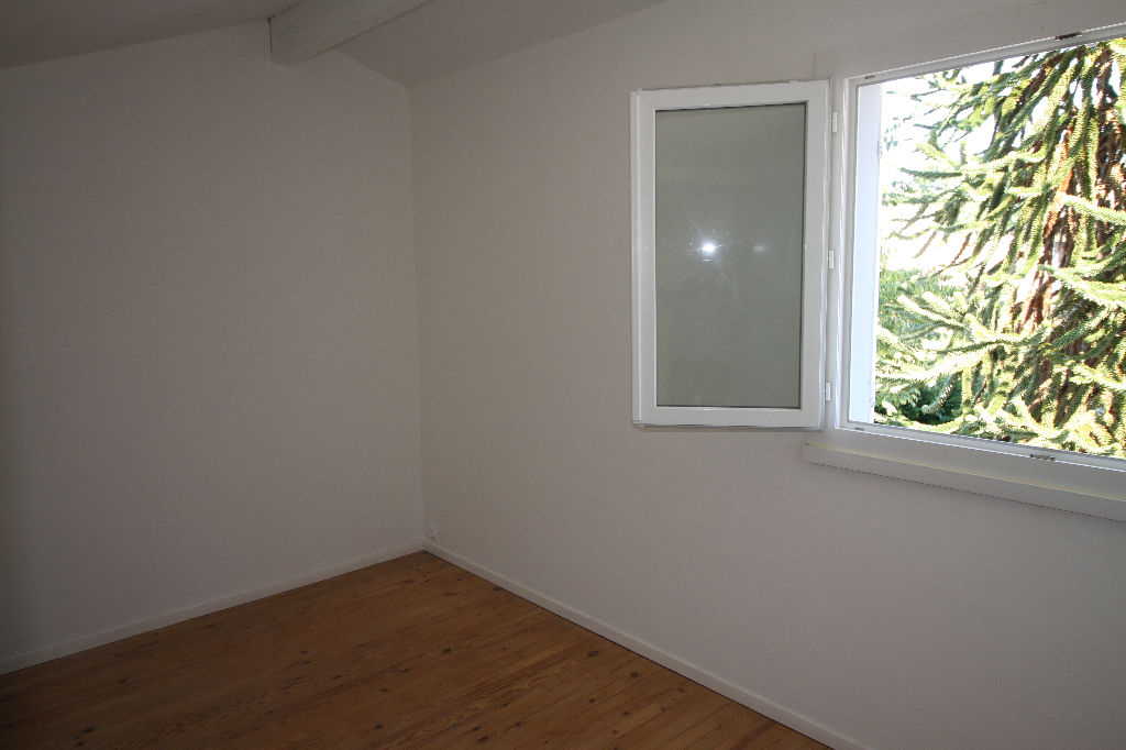 A louer maison CANEJAN 5 pièces