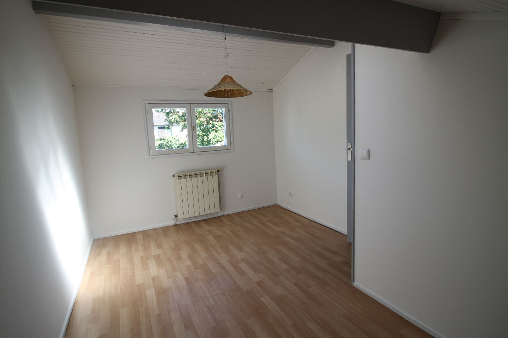 A louer maison CANEJAN 5 pièces