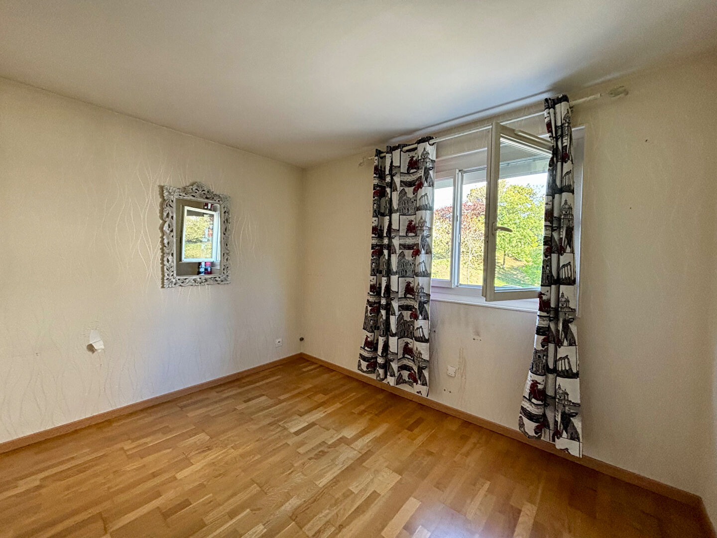 Appartement Lormont 3 pièce(s) 98.29m2