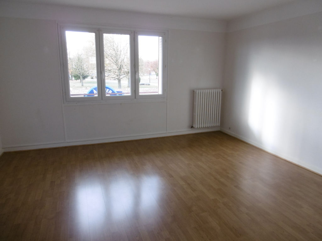 Appartement de 3 pièces à louer à CHALONS EN CHAMPAGNE (51000).