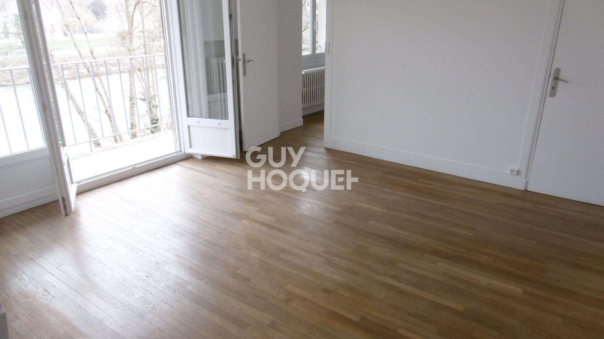 Chalons - Proche gare, chemin du Perthuis, garage possible.