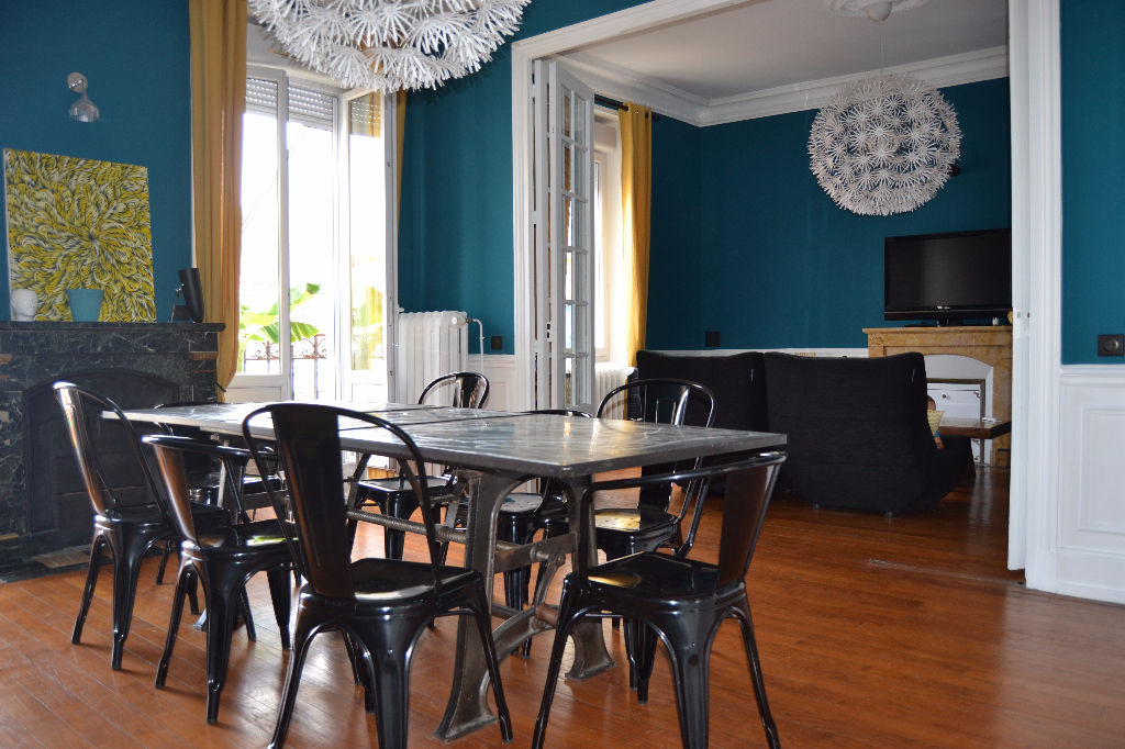 Appartement Montceau Les Mines 5 pièces 220 m2