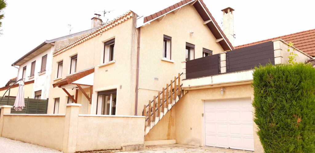 Maison de village à Crissey