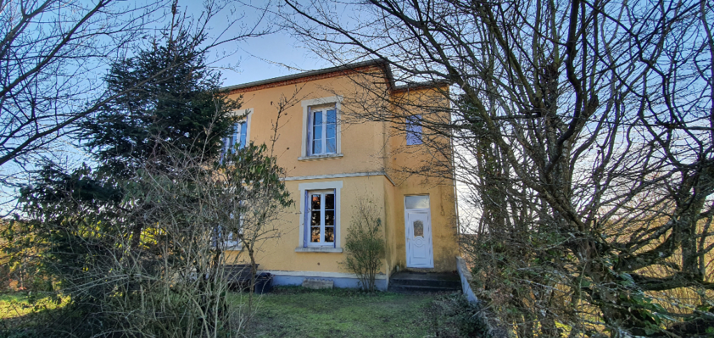 Maison 5 pièces en vente au BREUIL