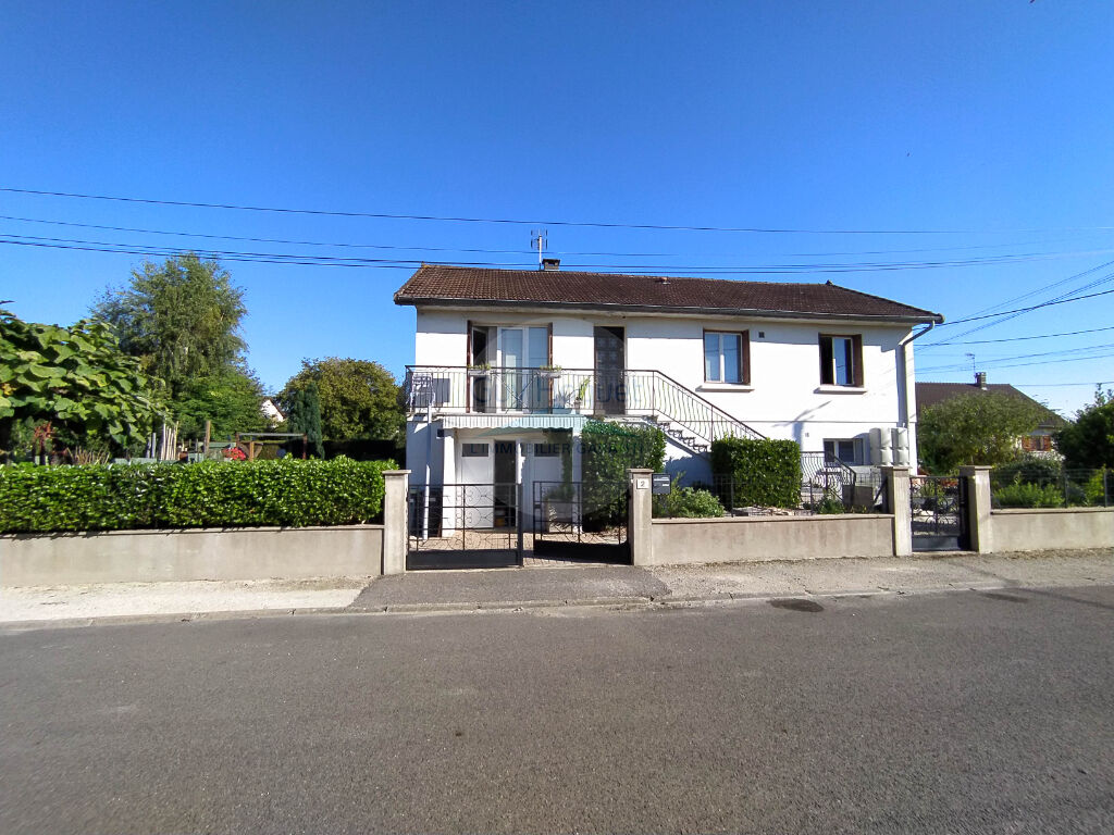 SAINT REMY : maison 5 pièces en vente