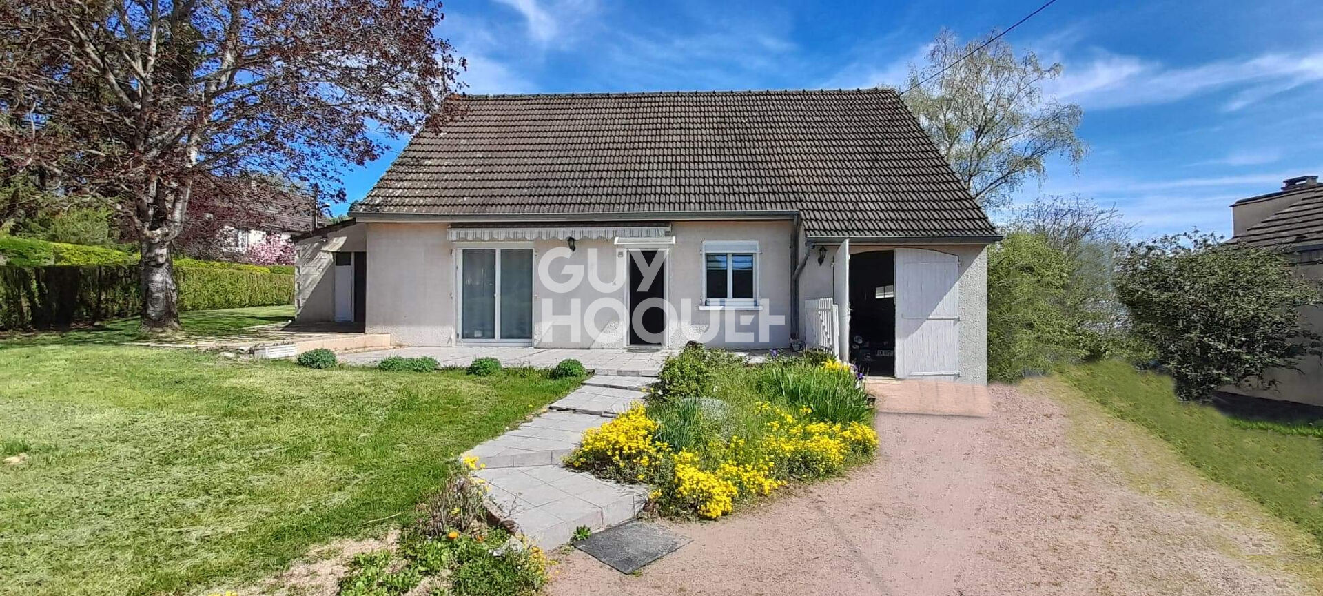 Vente d'une maison T5 (82 m²) à SAINT-PIERRE-DE-VARENNES