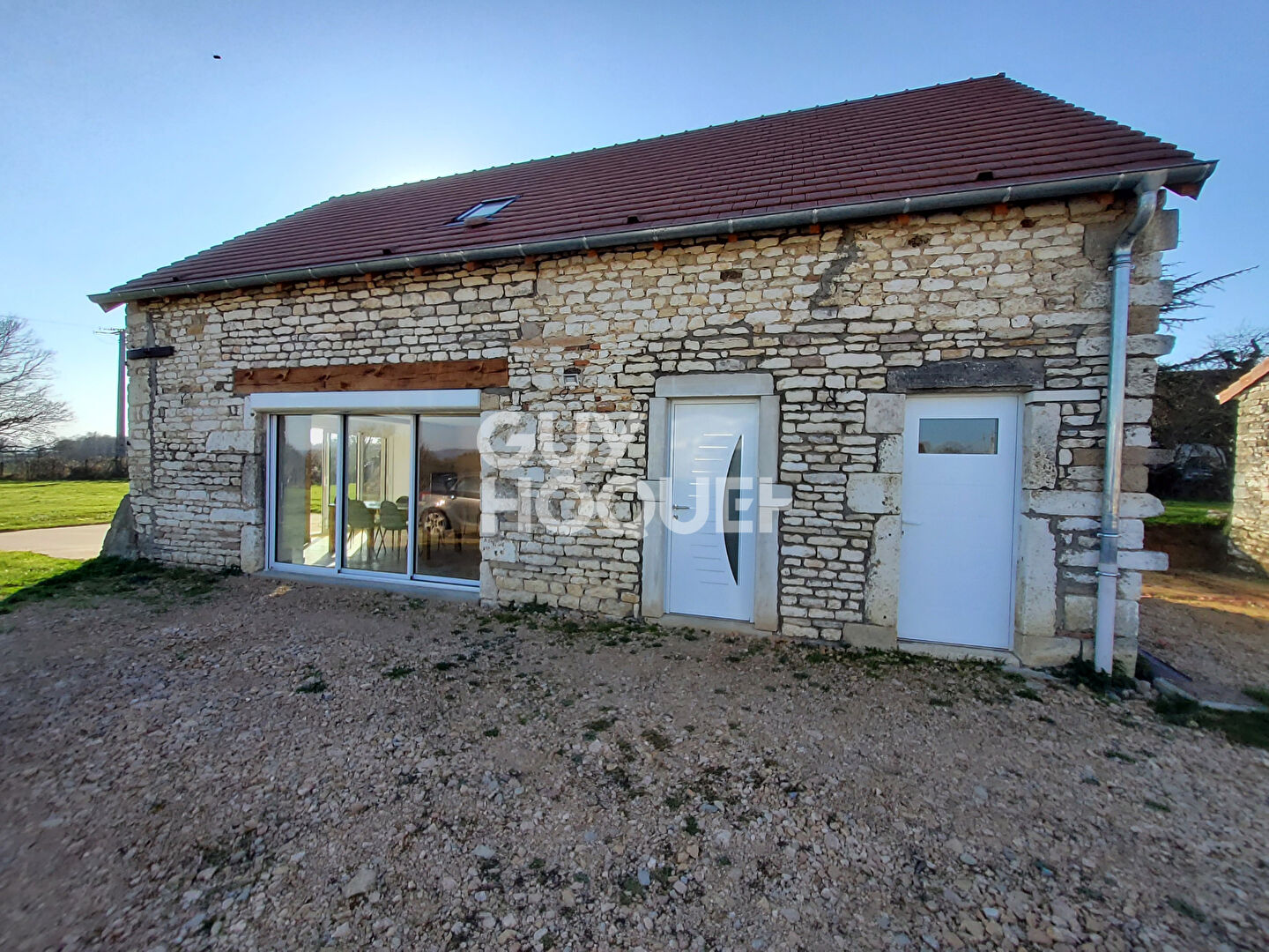 Maison F4 (82 m²) à vendre à MESSEY SUR GROSNE