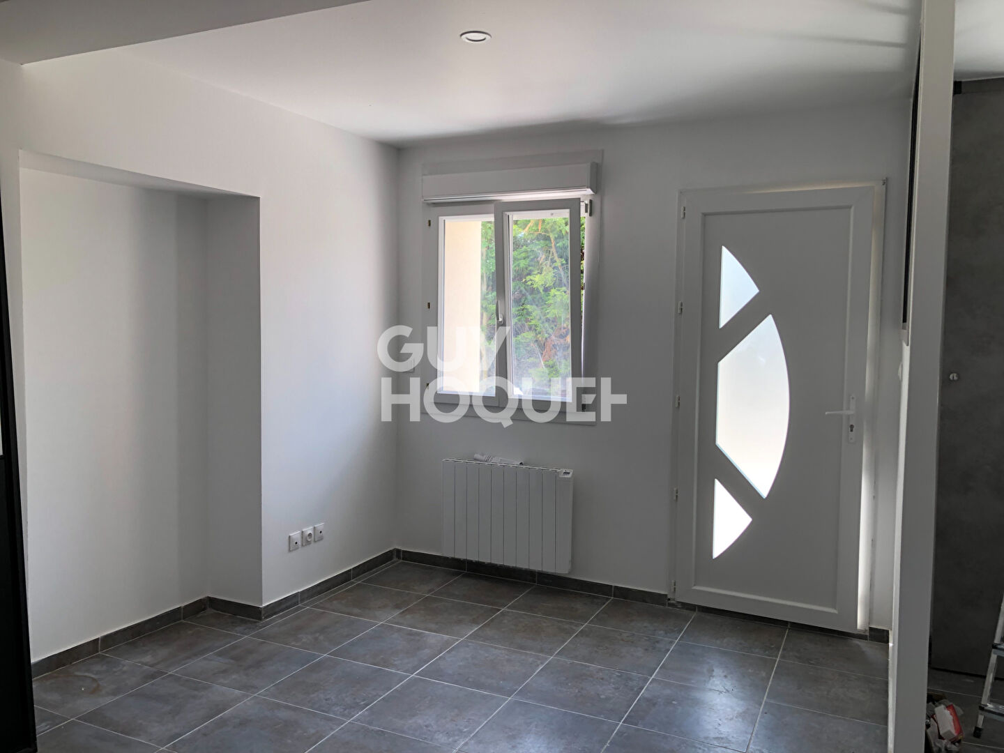 Location d'un appartement T2 à CHAMPFORGEUIL