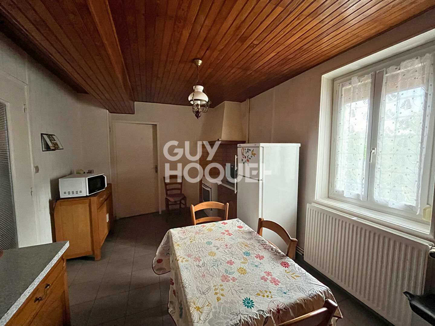 CHAMPFORGEUIL : maison de 5 pièces (120 m²) à vendre