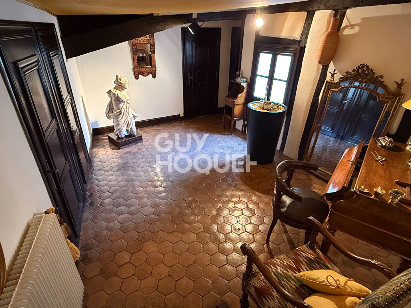 À vendre : Appartement spacieux de 5 pièces au coeur de Chalon-sur-Saône !
