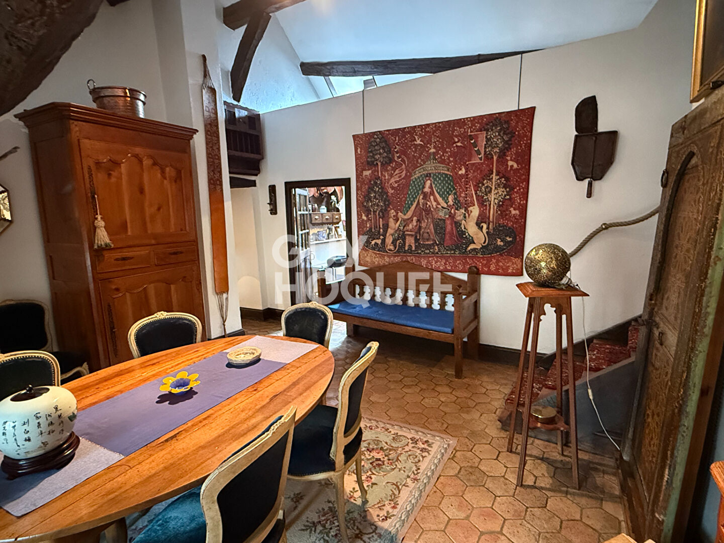 À vendre : Appartement spacieux de 5 pièces au coeur de Chalon-sur-Saône !