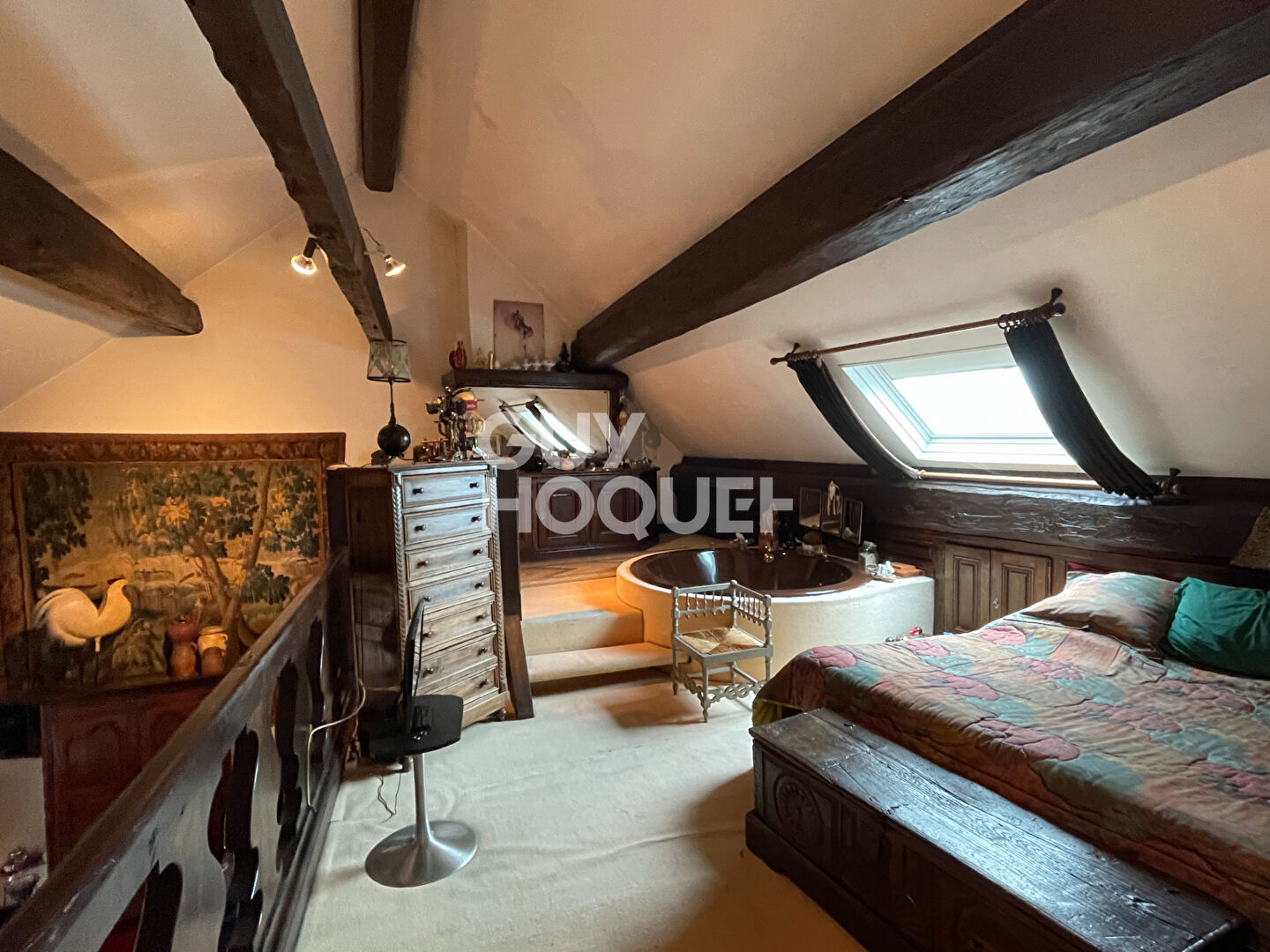 À vendre : Appartement spacieux de 5 pièces au coeur de Chalon-sur-Saône !