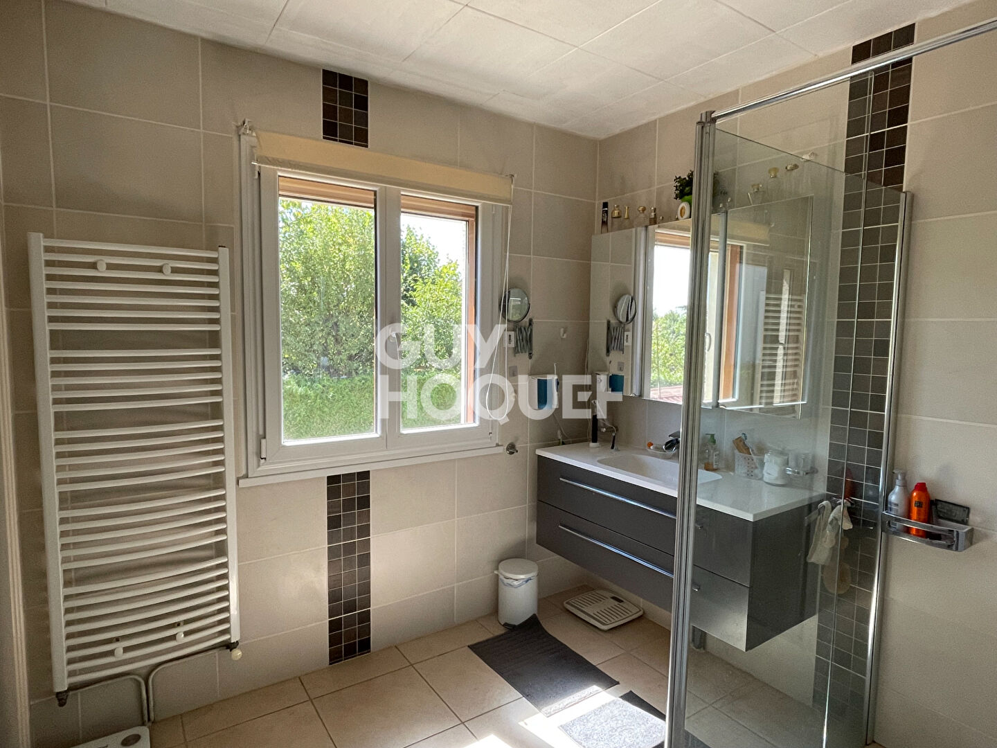 POSEZ VOS VALISES ET INSTALLEZ VOUS !