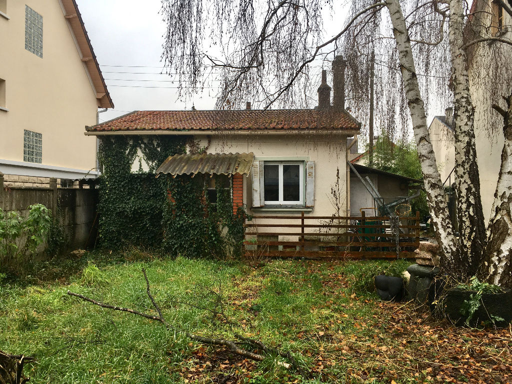 À vendre, maison de 33,8 m² à ORMESSON SUR MARNE (94490).