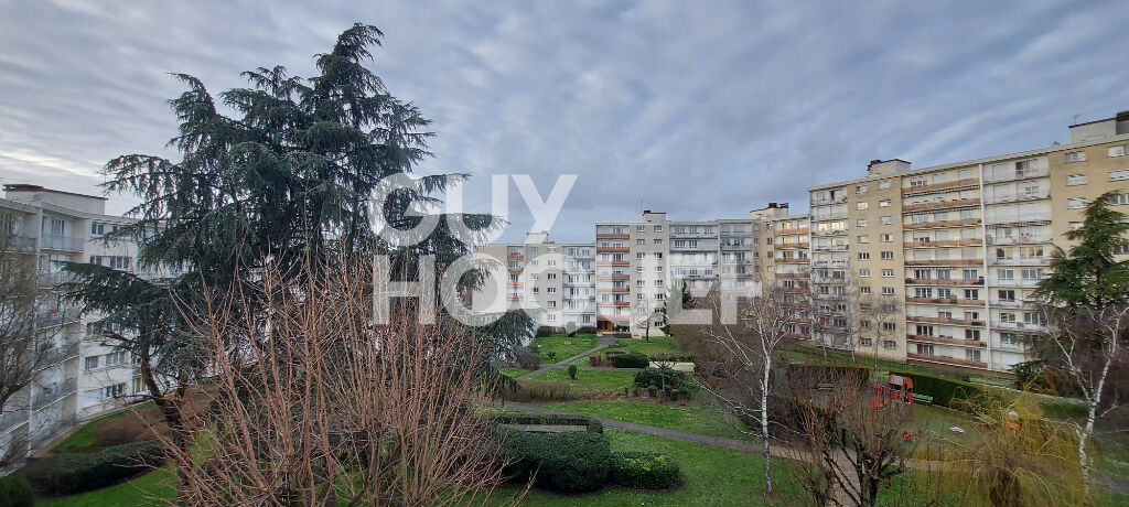 Appartement Rosny Sous Bois 2 pièces avec 2 balcons - Parking - Cave