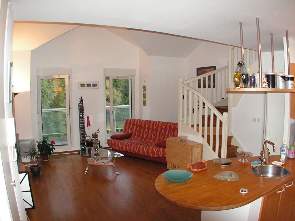 CALME ABSOLU ET TRES LUMINEUX