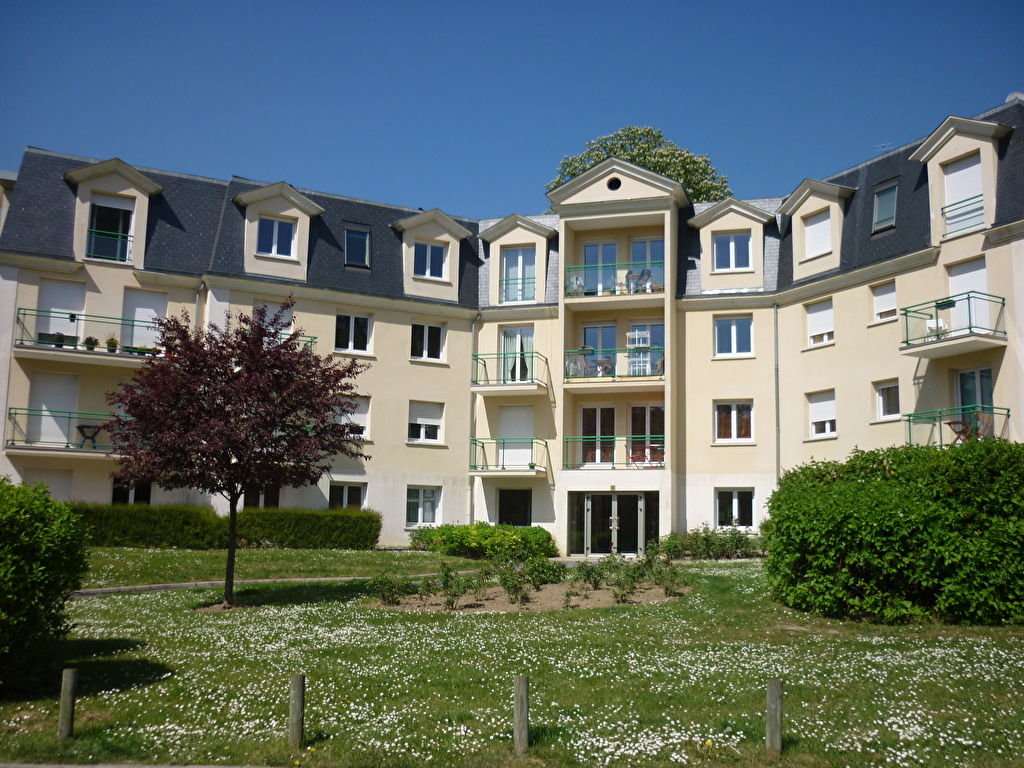 TRES BEL APPARTEMENT, PROCHE GARE