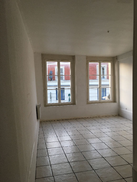 Appartement Clermont 1 pièce(s) 24.2 m2
