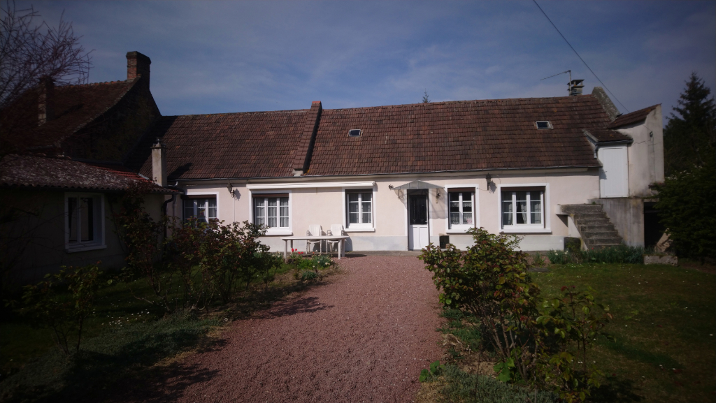 Maison 4 pièces d'une surface habitable de 85 m² à vendre à NOINTEL (60840).