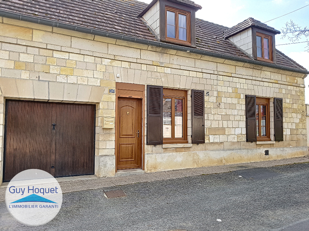 Maison 3 pièces d'environ 100 m² à vendre à RAVENEL (60130).