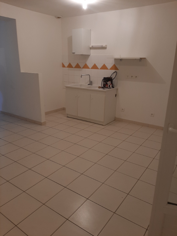 Appartement  de type T3 en rez de jardin