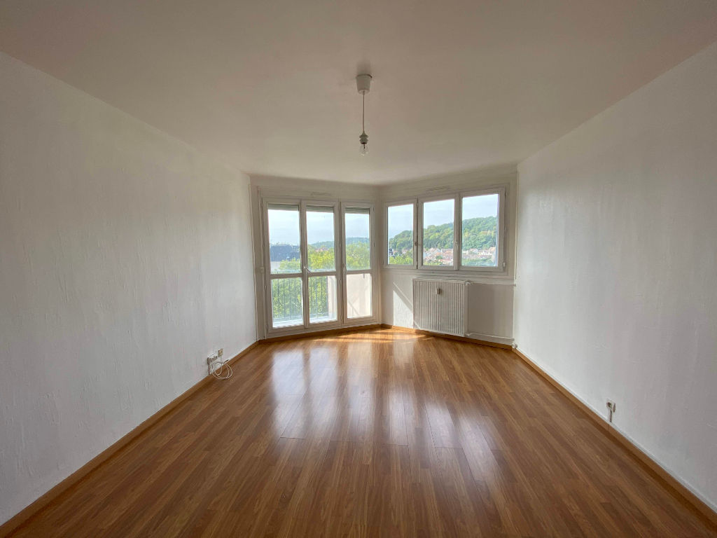 Appartement 2 pièces d'une surface habitable de 52,91 m² à vendre à NOGENT SUR OISE (60180).