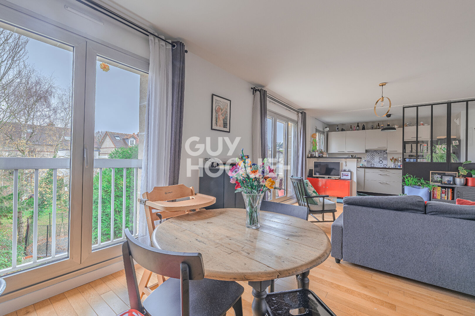 Lumineux 78 m² avec balcons et stationnements ? Bois Saint-Denis