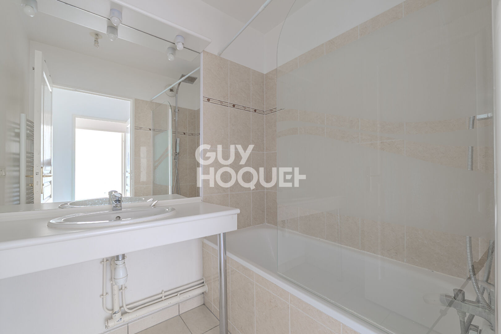 CHANTILLY - APPARTEMENT T2