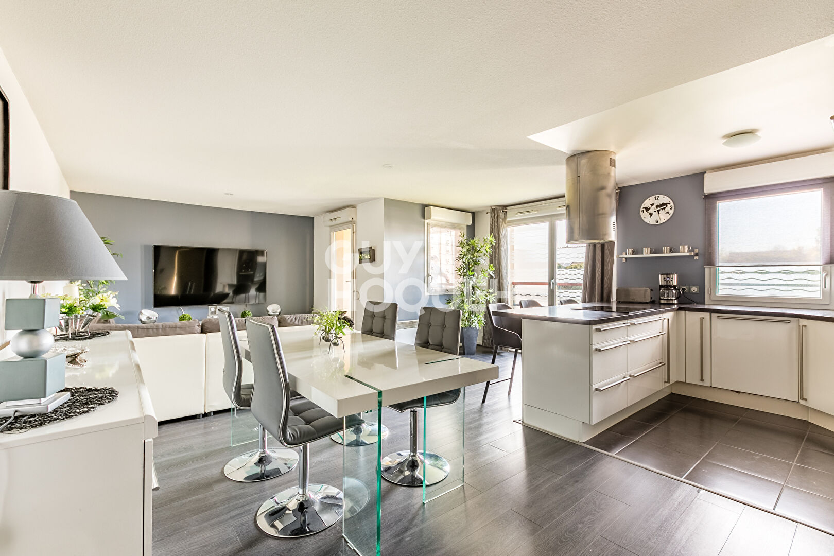 APPARTEMENT T4 SAINT-MAXIMIN 71 M2
